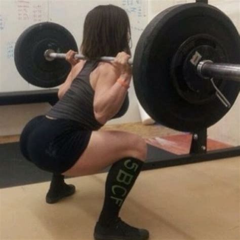 BriRose Please Stay Curly!!!: How to do Proper Squats with Weights