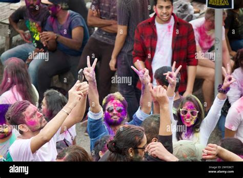 Berlin Germany March 30 2024 Hundreds Of People Celebrate Holi