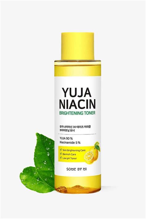 Hyperpigmentation be gone! Some By Mi's Yuja Niacin Brightening Toner contains a whole football ...