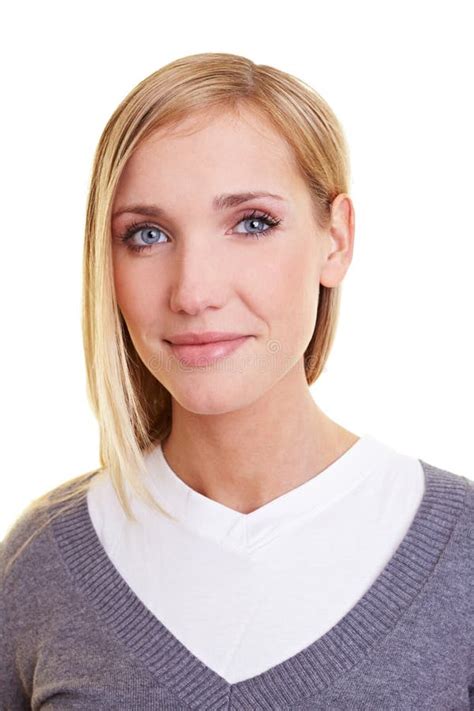 Portret Van Jonge Blonde Vrouw Stock Foto Image Of Beeld Schot 17166772