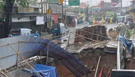 Jembatan Cikereteg Amblas Jalur Bogor Sukabumi Ditutup Total