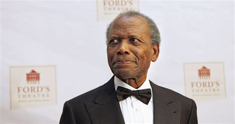 Sidney Poitier Biography, Net Worth, Wiki, Age, Nationality, Wife ...