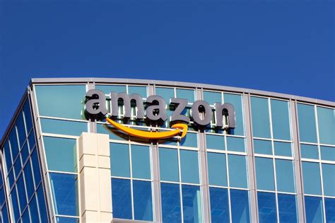 Amazon Hiring Technical Graduates For Software Development Engineer