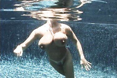 Linsey Dawn Underwater Pool Part ZB Porn