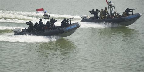 Indonesia Hosts First Ever ASEAN Military Drills