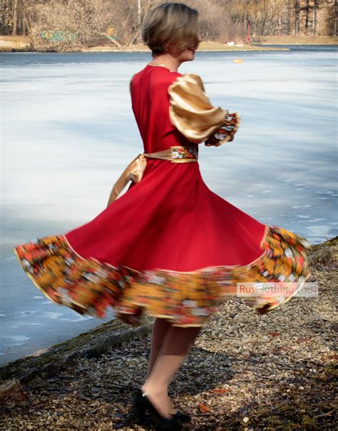 Russian dance costume ''Khokhloma'' | RusClothing.com