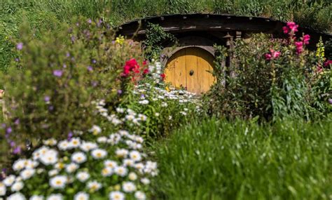 Visit Hobbiton in New Zealand in 2025 : Guide and our opinion