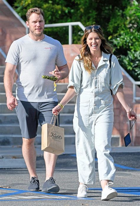 Shopping Together from Chris Pratt & Katherine Schwarzenegger: Romance