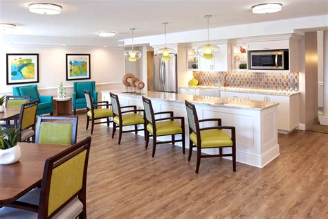 Westbury, NY Senior Living Community | The Bristal Assisted Living