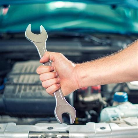 5 Important Tools for Truck Maintenance | Heamar