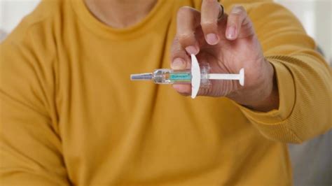 How to Inject a Pre-Filled Syringe | DUPIXENT® (dupilumab)