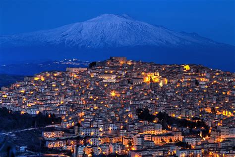 Gangi At Night Evening View On Gangi Town Sicily The Day Flickr