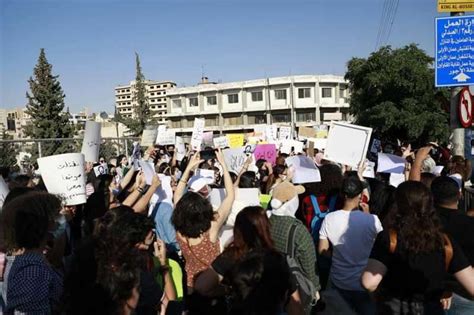 جو 24 اعتصام أمام مجلس النواب للمطالبة بالقضاء على العنف ضد المرأة