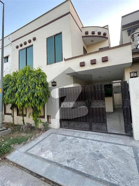 Neat And Clean House Marla For Sale In Umar Block Bahria Town Lahore