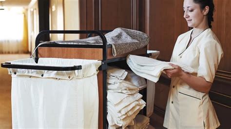 Hotel housekeeping procedures with checklist| Nine steps of hotel room ...