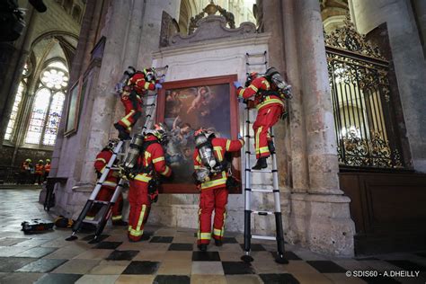 Pompiers De France On Twitter RT SDIS60 VendrediLecture Dans Le