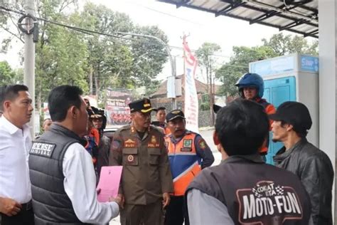 Sudah Juru Parkir Liar Di Jakarta Ditertibkan Dari Minimarket Dan Ruko