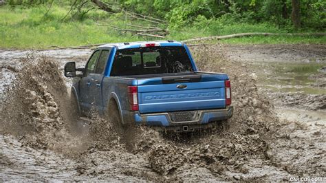 Ford F-Series Super Duty with Tremor Off-Road Package | 2020MY | Off-Road