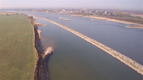 Ruimte Voor De Middenafvoeren Van De Waal H O Waternetwerk Oozo Nl