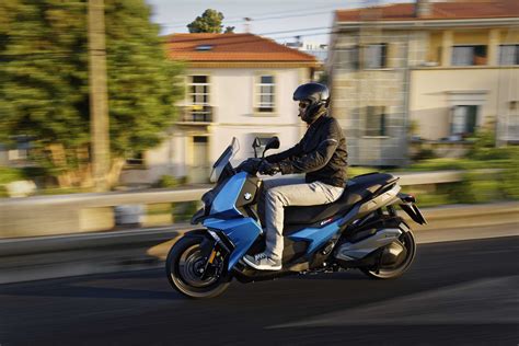 Le Nouveau Scooter BMW C 400 X