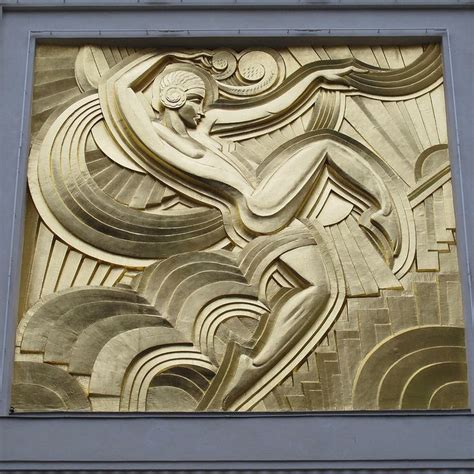 Bas relief de Maurice Picaud dit Pico 1928 Théâtre des Folies