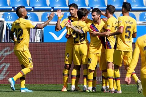 Con Dos Goles Y Una Asistencia De Lionel Messi El Barcelona Goleó Al Alavés De Visitante Infobae