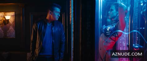 Agniya Ditkovskite Nude Aznude