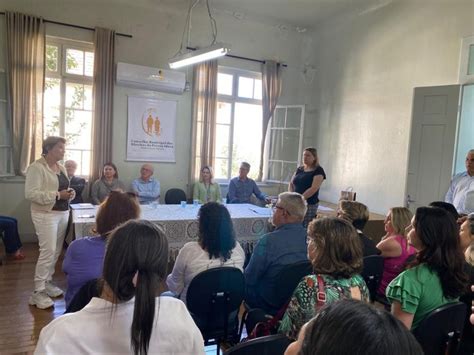 Representantes Tomam Posse No Conselho Municipal Dos Direitos Da Pessoa