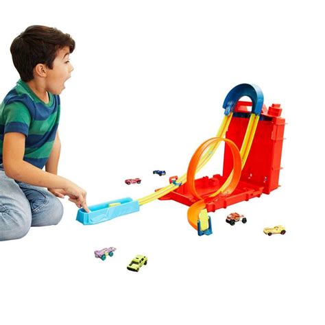 Hot Wheels Track Builder Unlimited Benzin Bidonu Akrobasi Seti HDX78