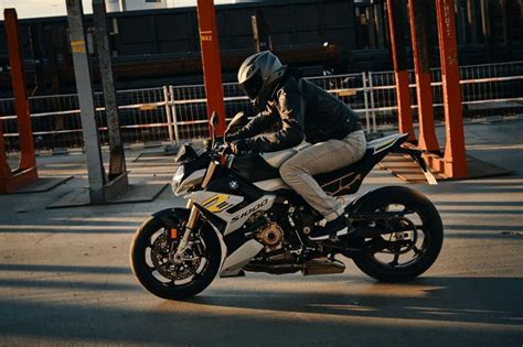 La Nueva BMW S 1000 R Motorpy