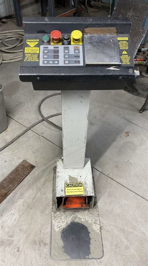 Used Accurpress Press Brake