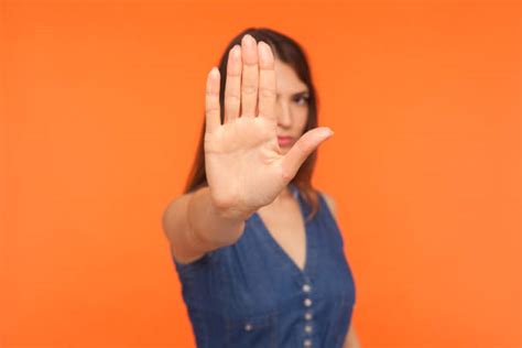 243 700 Mujer Alta Fotografías De Stock Fotos E Imágenes Libres De