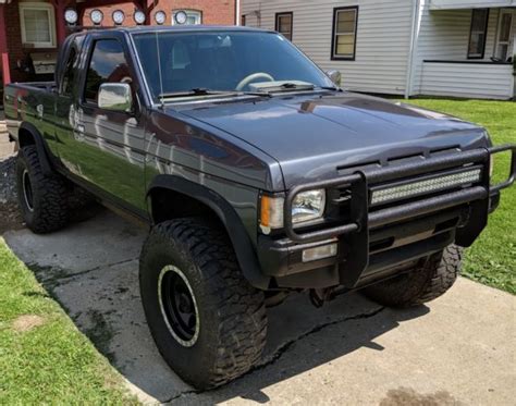 1991 Nissan D21 SE V6 4x4 For Sale