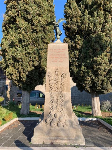 Monumento Ai Caduti Di Nazzano RM Pietre Della Memoria