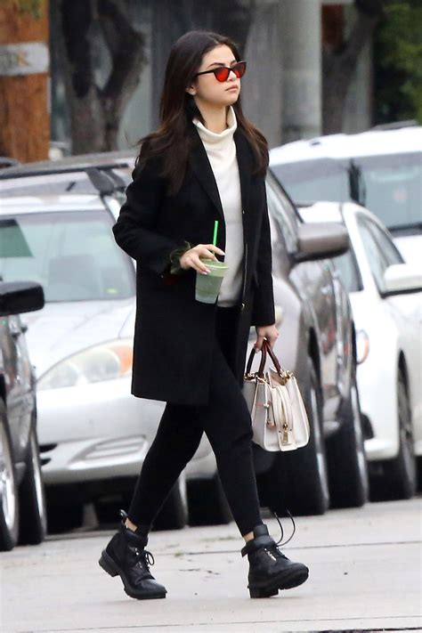 Selena Gomezs Best Looks Selena Gomez Street Style