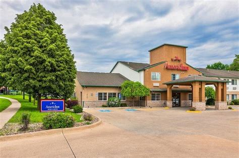 AmericInn Hotel & Suites Des Moines Airport - UPDATED 2017 Prices ...