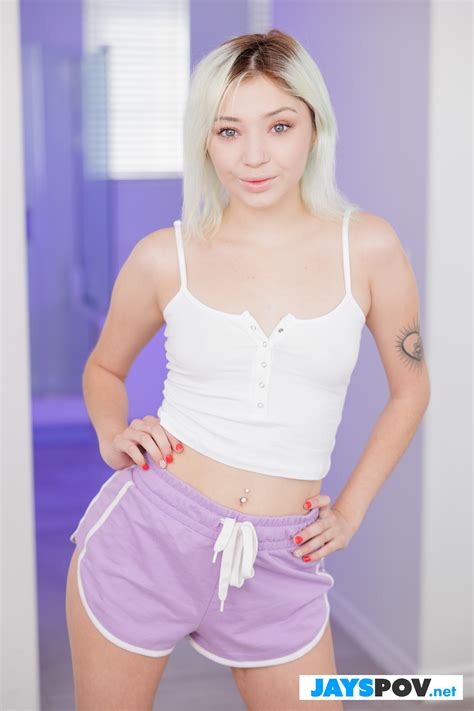 Sia Lust Tiny Blonde Temptress