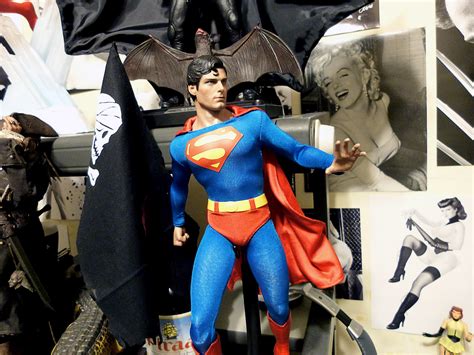 Tiny Creatures Superman Christopher Reeve Hot Toys