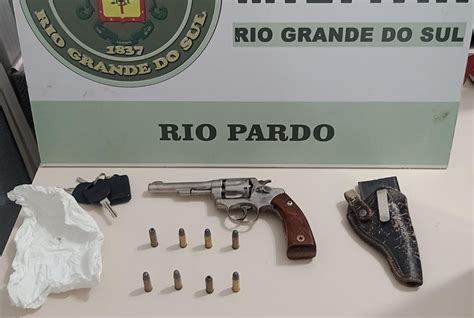 Brigada Militar Prende Homem Por Porte Ilegal De Arma De Fogo