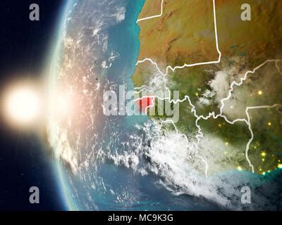 Vista satélite de Guinea Bissau resaltada en rojo en el planeta Tierra