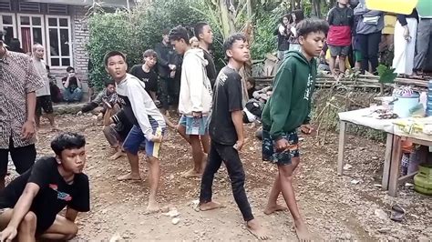 Janturan Masal Kracak Budaya Kesurupan Masal Ebeg Kuda Kepang