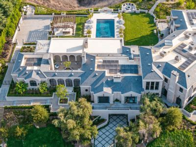 Trae Young's New $30 Million Mansion is the Ultimate Post-Season Pad ...