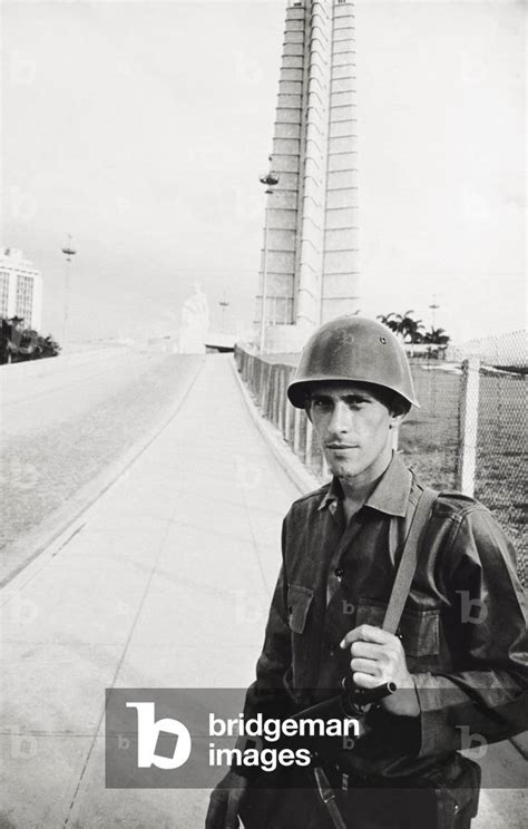 Image of Cuban armed soldier