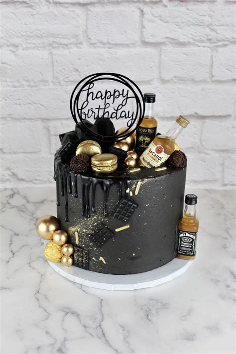 birthday cakes black and gold 6