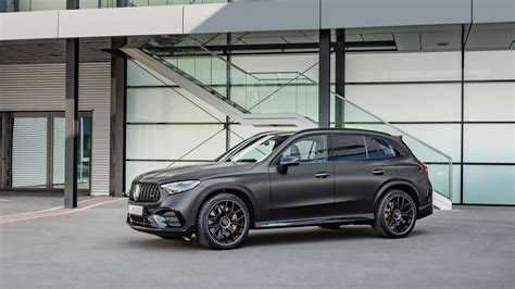 2025 Mercedes Amg Glc 63 S Gets 671 Hp Hybrid Powertrain Autotraderca