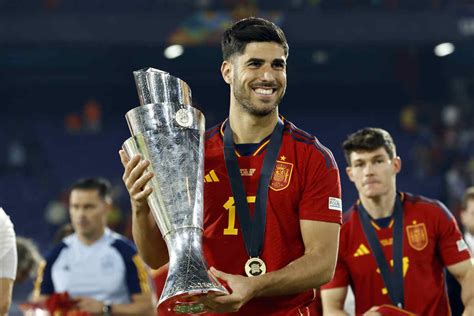 PSG Marco Asensio blessé pour l Espagne