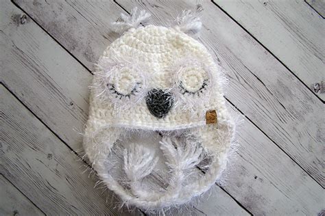 Ravelry Snowy Owl Hat pattern by Wendy Millé