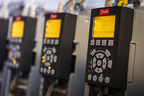 Unlock new features in your VLT® drives with license key | Danfoss