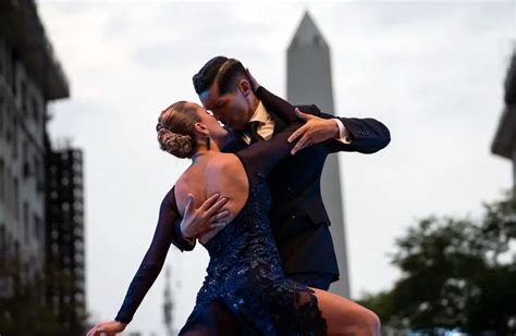 Más De 20000 Personas Disfrutan Del Mundial De Tango En Buenos Aires