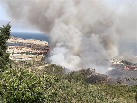 El Gobierno envía 34 efectivos y 15 vehículos de la UME a Ceuta para